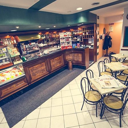 Hotel La Gaietta Millesimo Εξωτερικό φωτογραφία