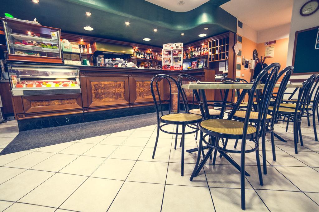 Hotel La Gaietta Millesimo Εξωτερικό φωτογραφία
